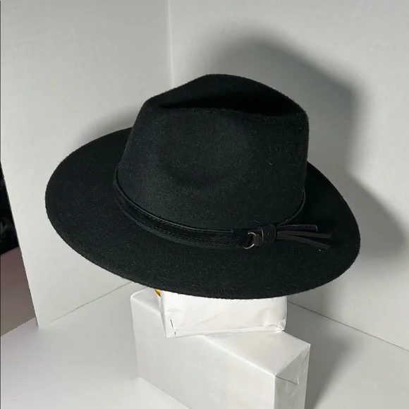 Black Vegan Felt Hat - Gold Starburst Crown - Picture 4 of 5